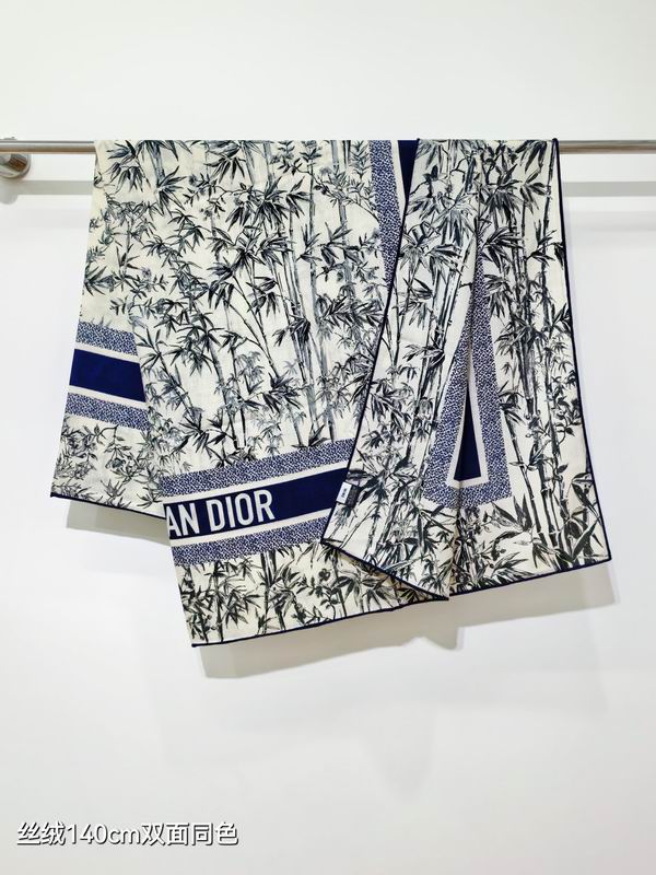 Dior scarf 140X140cm 70%羊绒30%真丝 E04 (3)