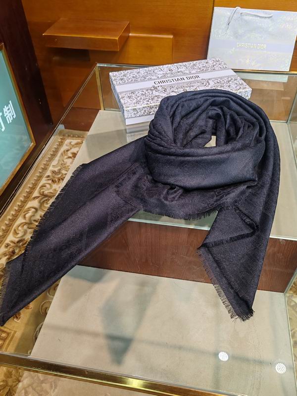 Dior scarf E26 (5)