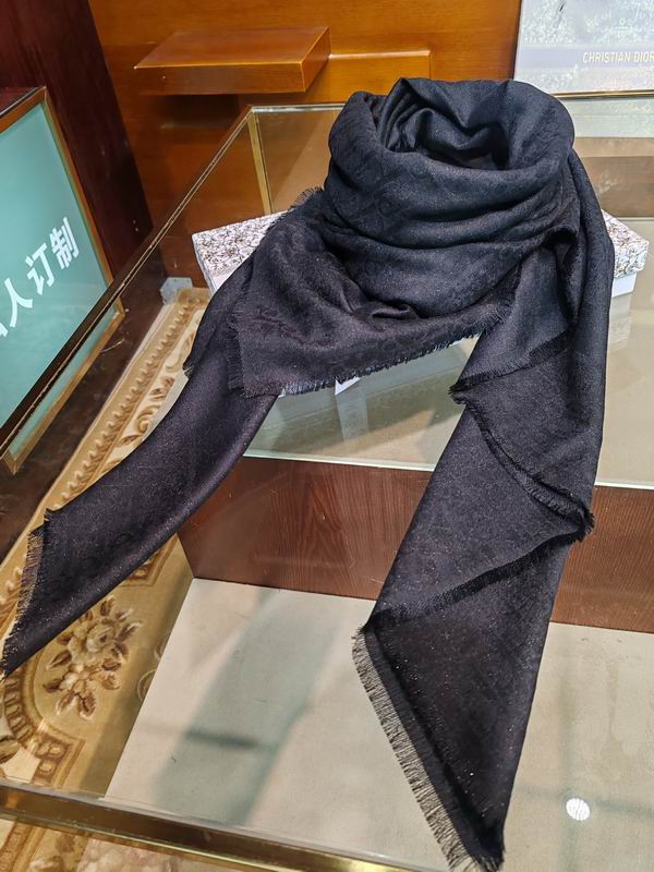 Dior scarf E26 (7)