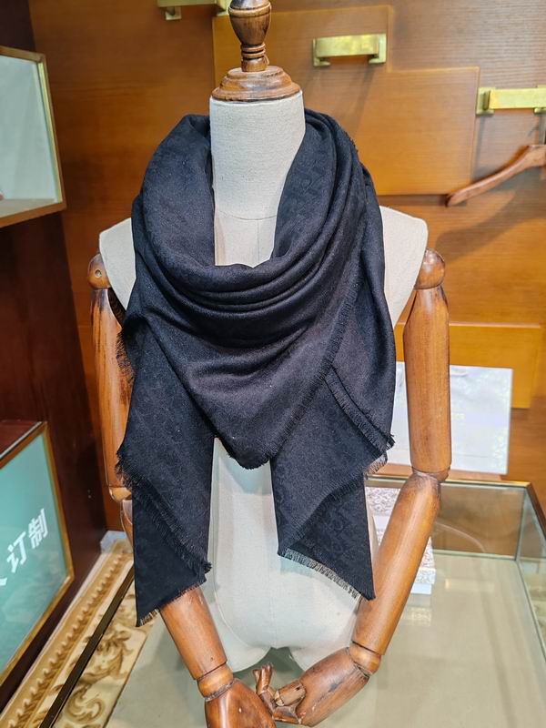 Dior scarf E26 (9)