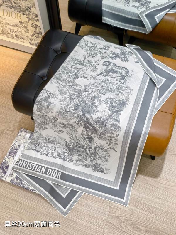Dior silk scarf 90X90cm E18 (35)