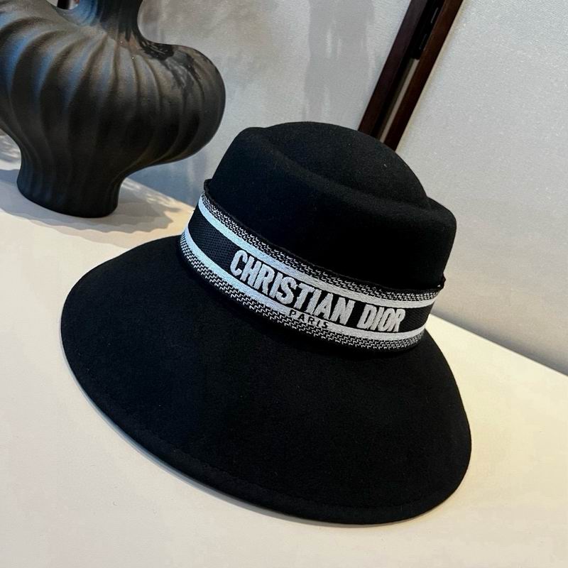 Dior top hat (1044)