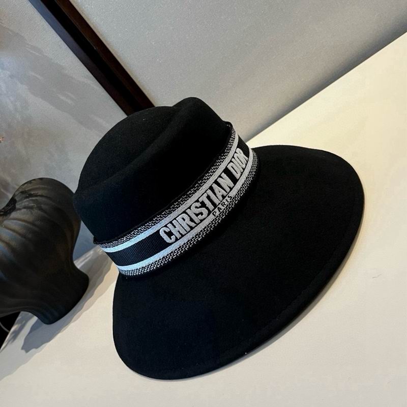 Dior top hat (1045)