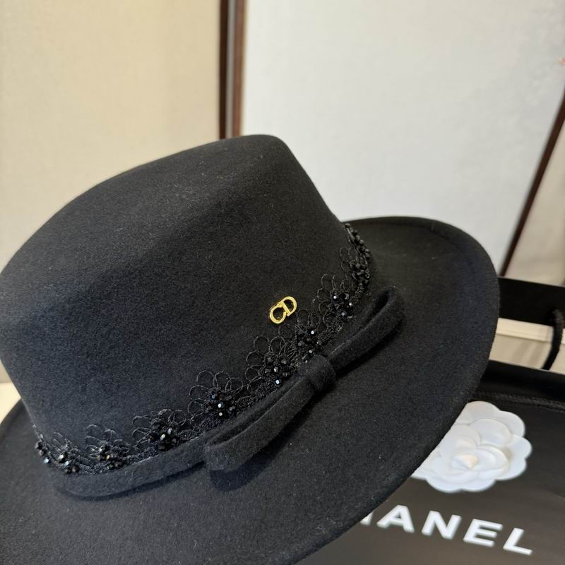Dior top hat (1153)