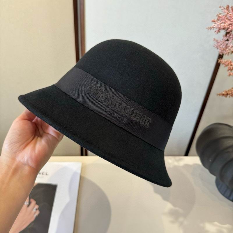 Dior top hat (352)