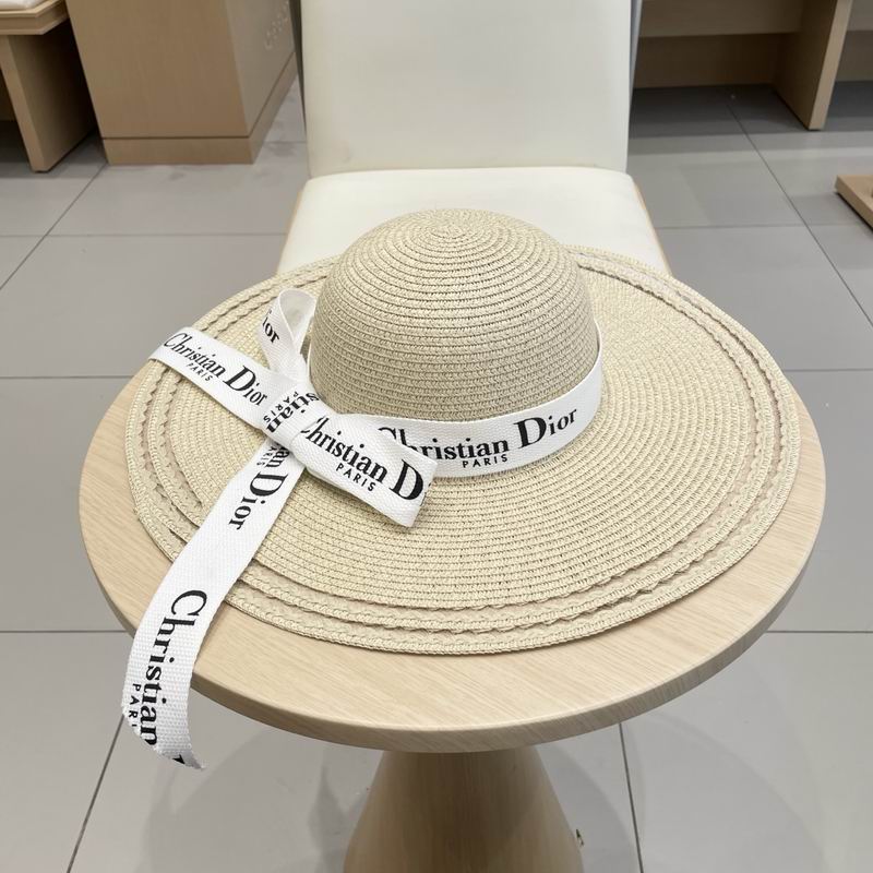 Dior top hat (733)
