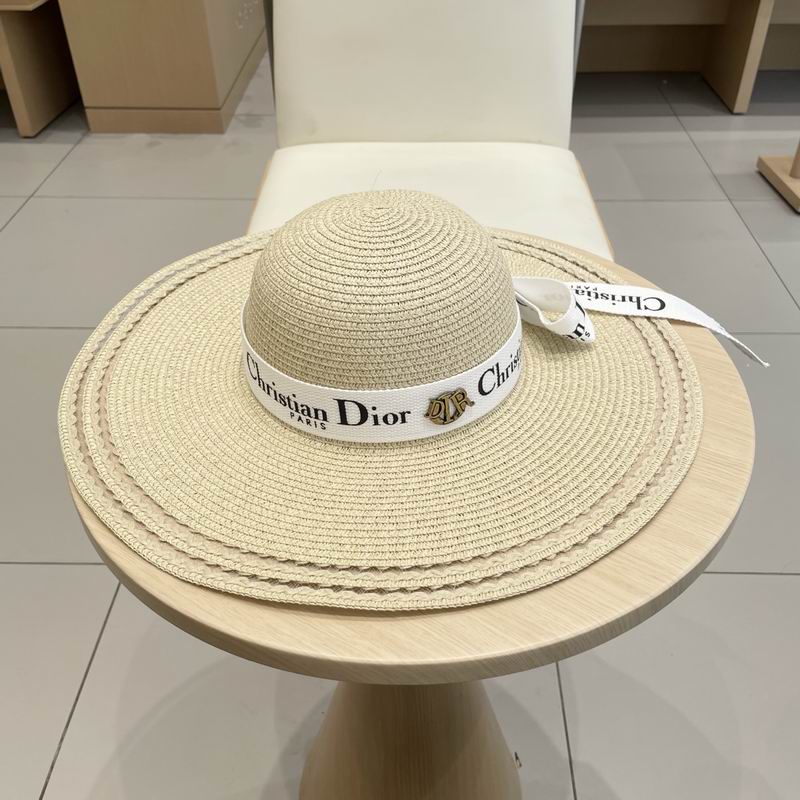 Dior top hat (741)