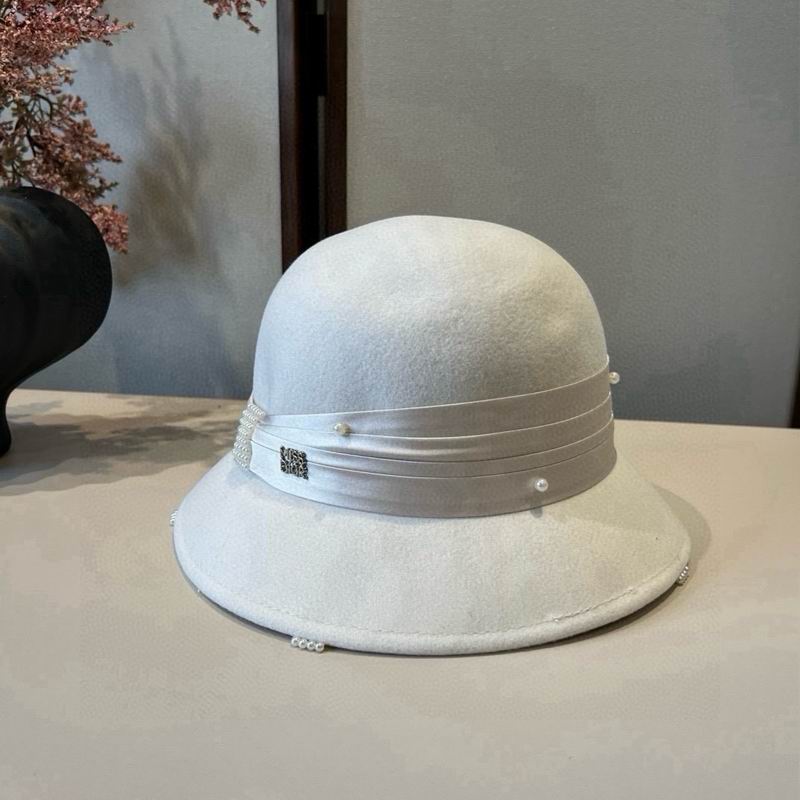 Dior top hat (961)
