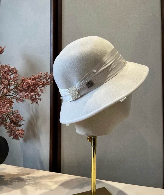 Dior top hat (967)