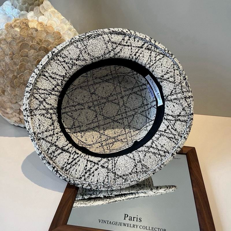 Dior top hat dx (20)