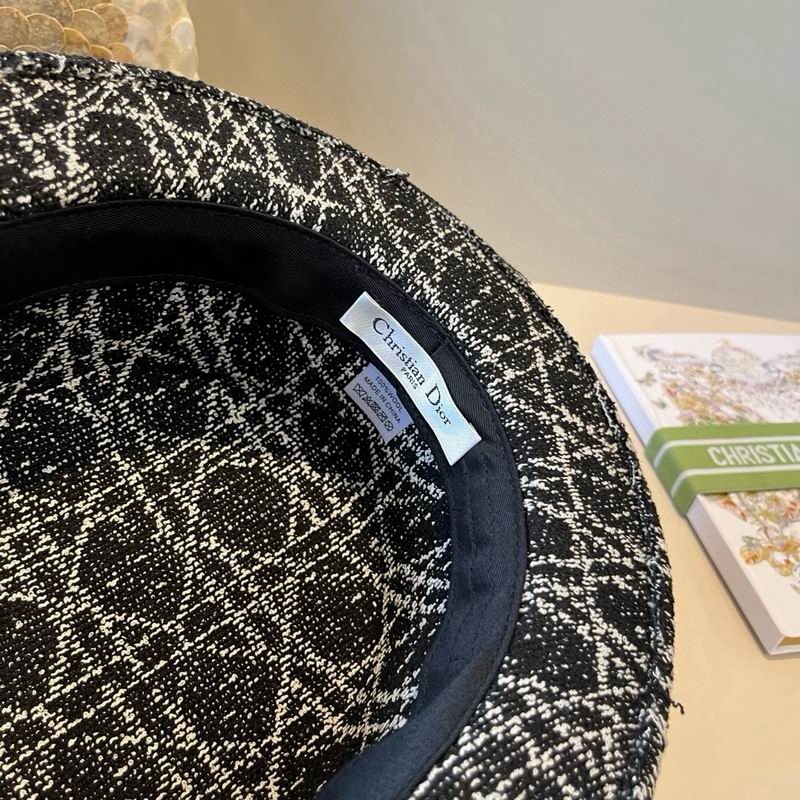 Dior top hat dx (28)