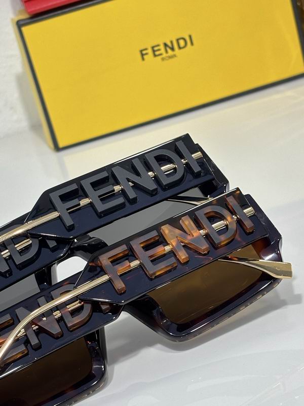 Fendi  FE4097 51 24-145 c07