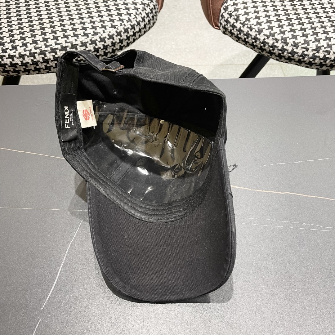 Fendi Cap (23)
