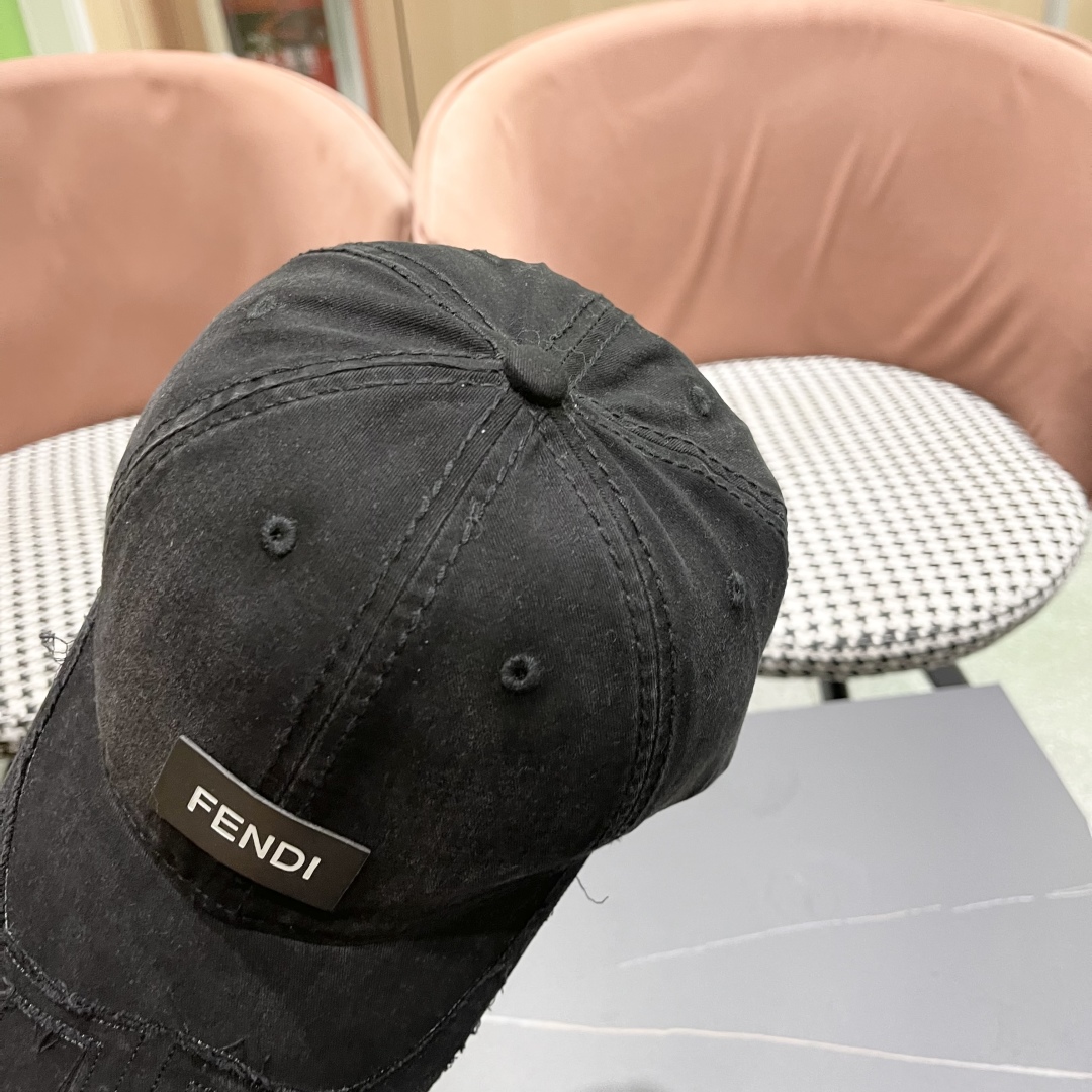 Fendi Cap (24)