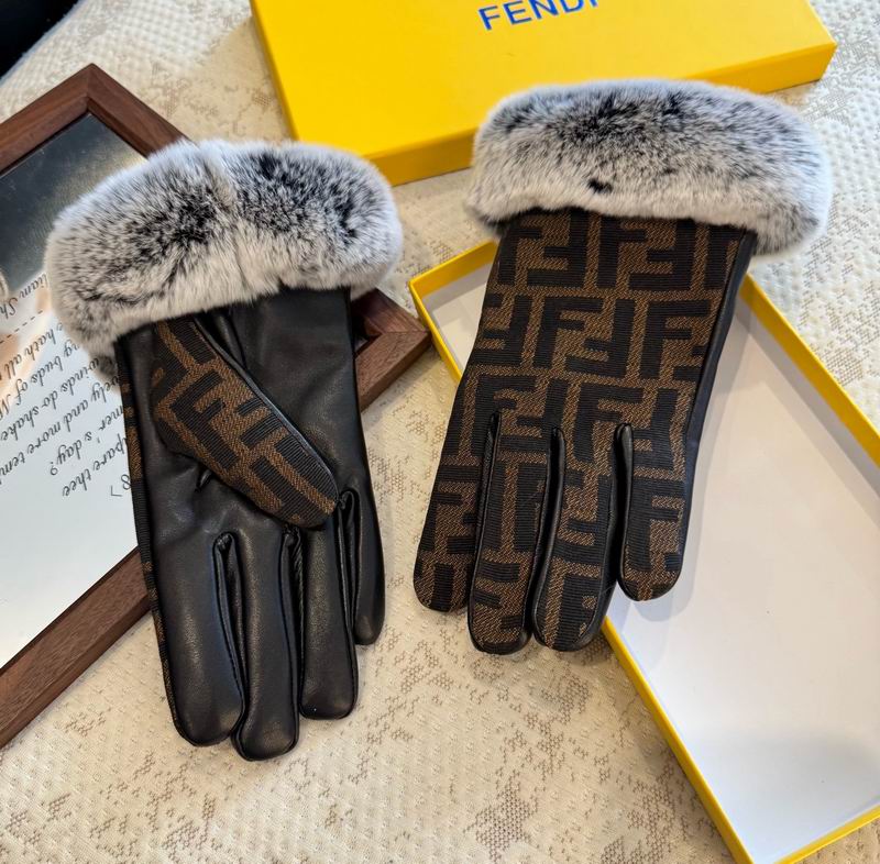 Fendi Gloves M L 57 (16)