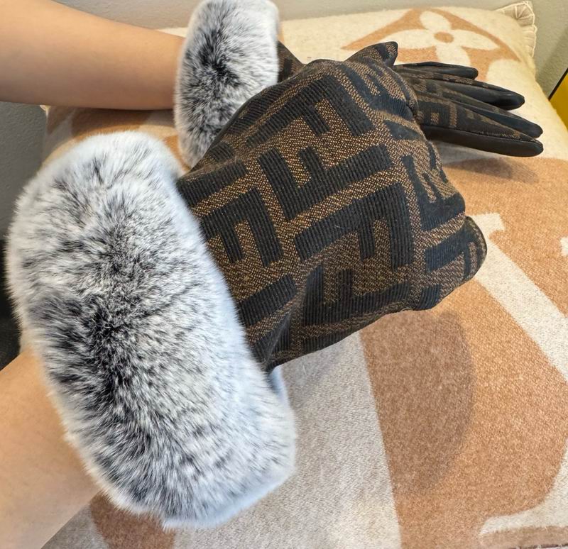 Fendi Gloves M L 57 (20)