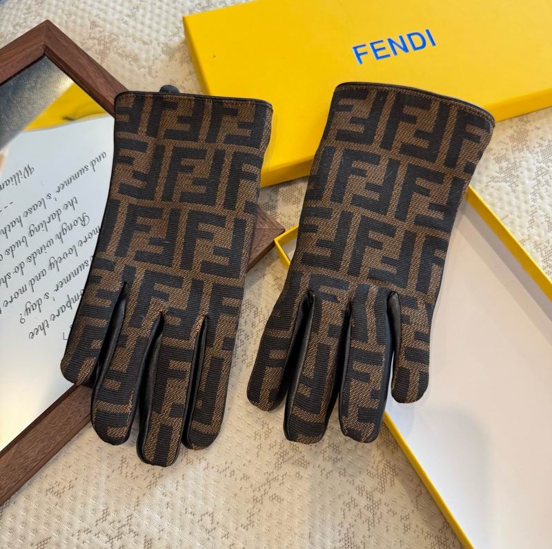 Fendi Gloves M L 57 (3)