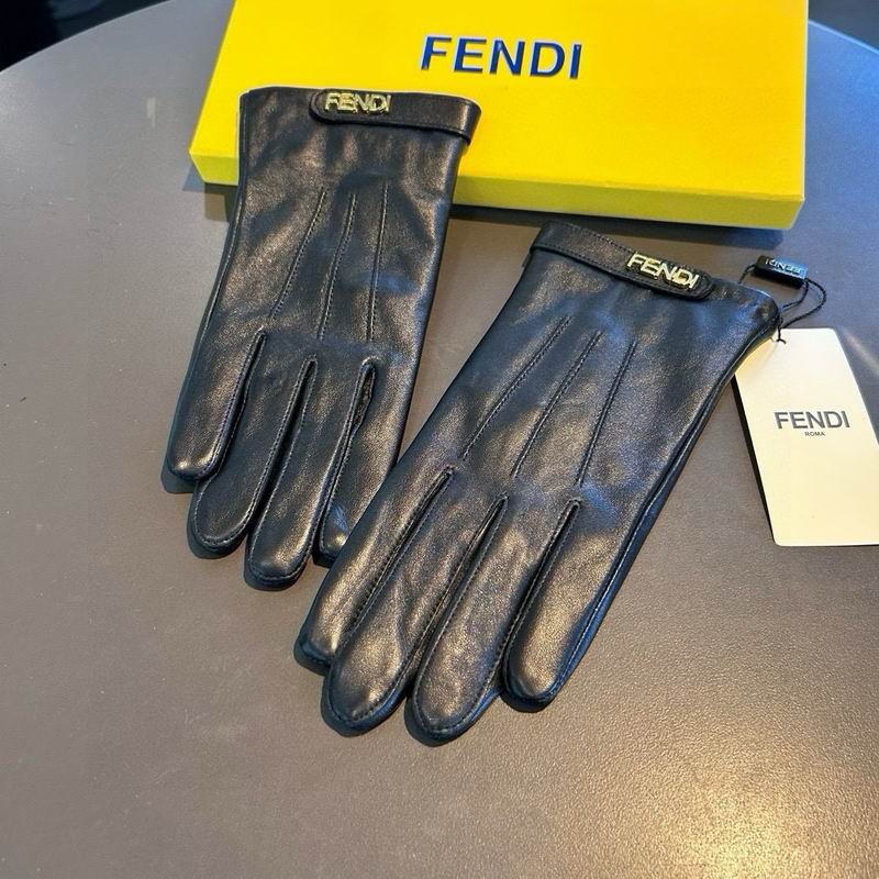 Fendi Gloves M L 58 (1)