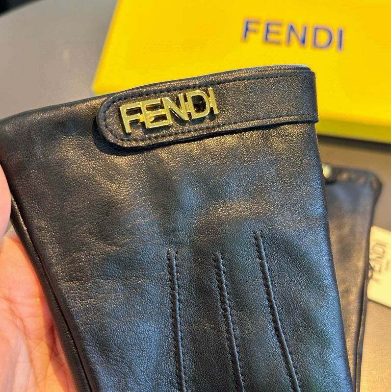 Fendi Gloves M L 58 (3)