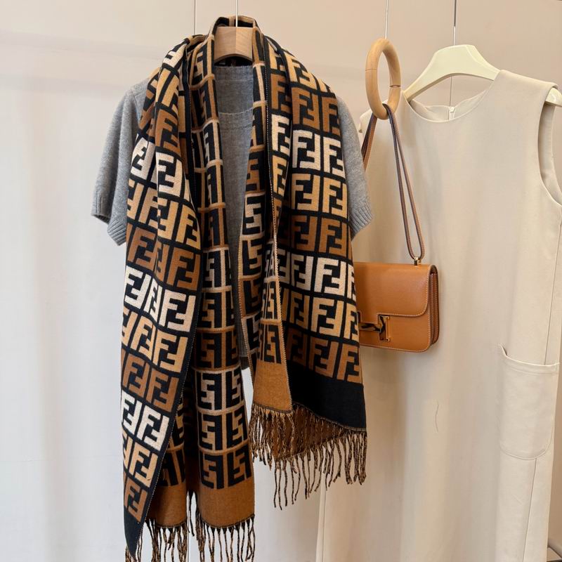 Fendi Scarf 65X180cm E09 (1)