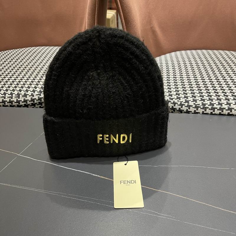 Fendi hat (878)