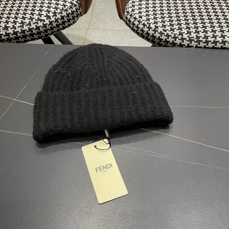 Fendi hat (879)