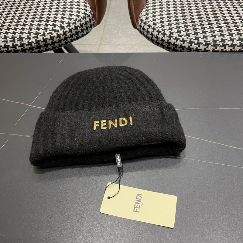 Fendi hat (885)