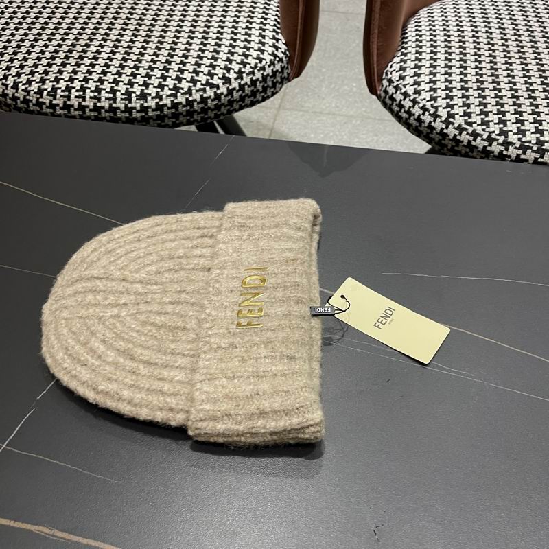 Fendi hat (917)