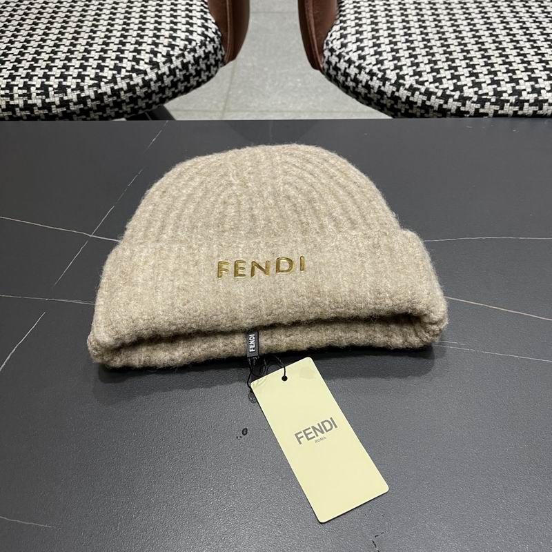 Fendi hat (920)