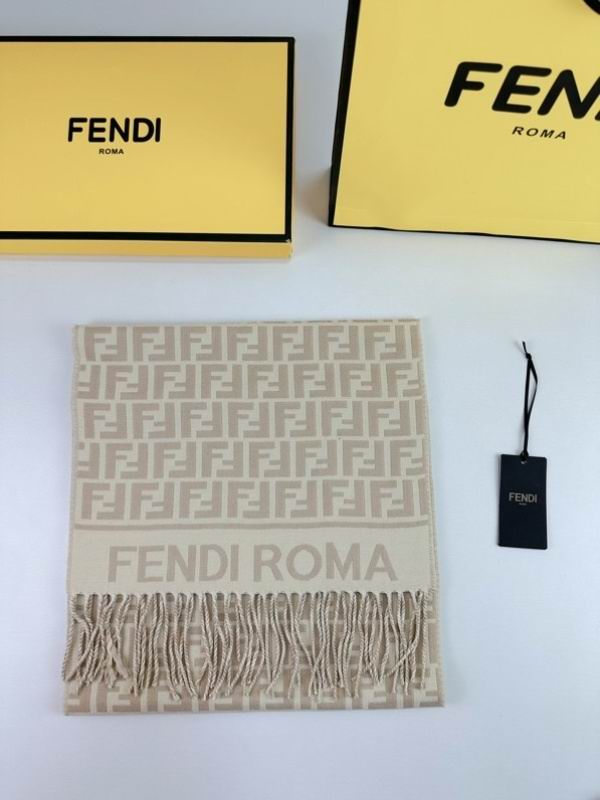 Fendi scarf hm (40)