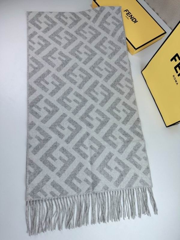Fendi scarf hm (54)