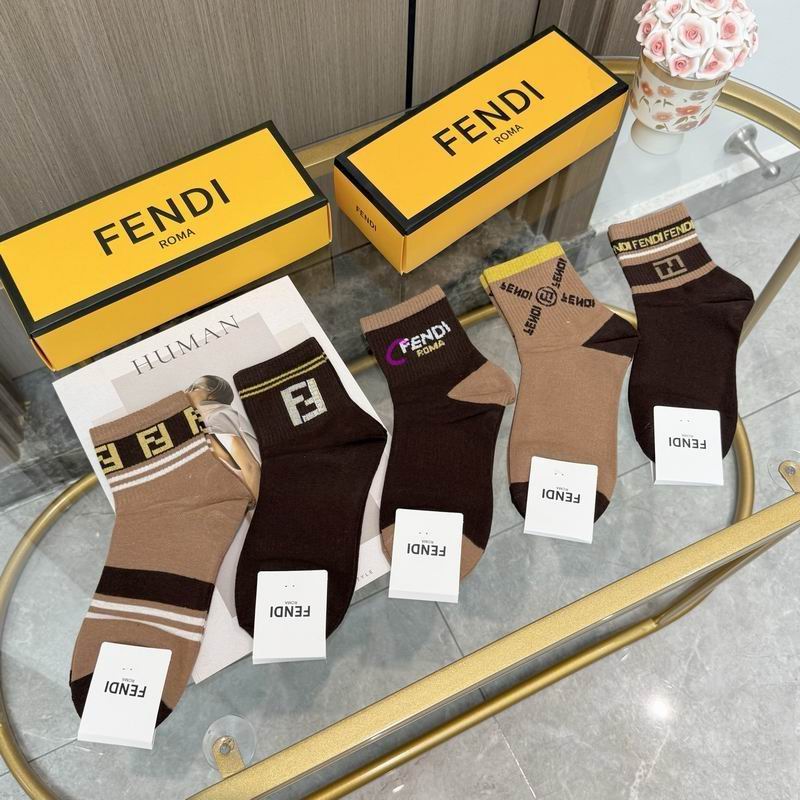 Fendi socks (5)