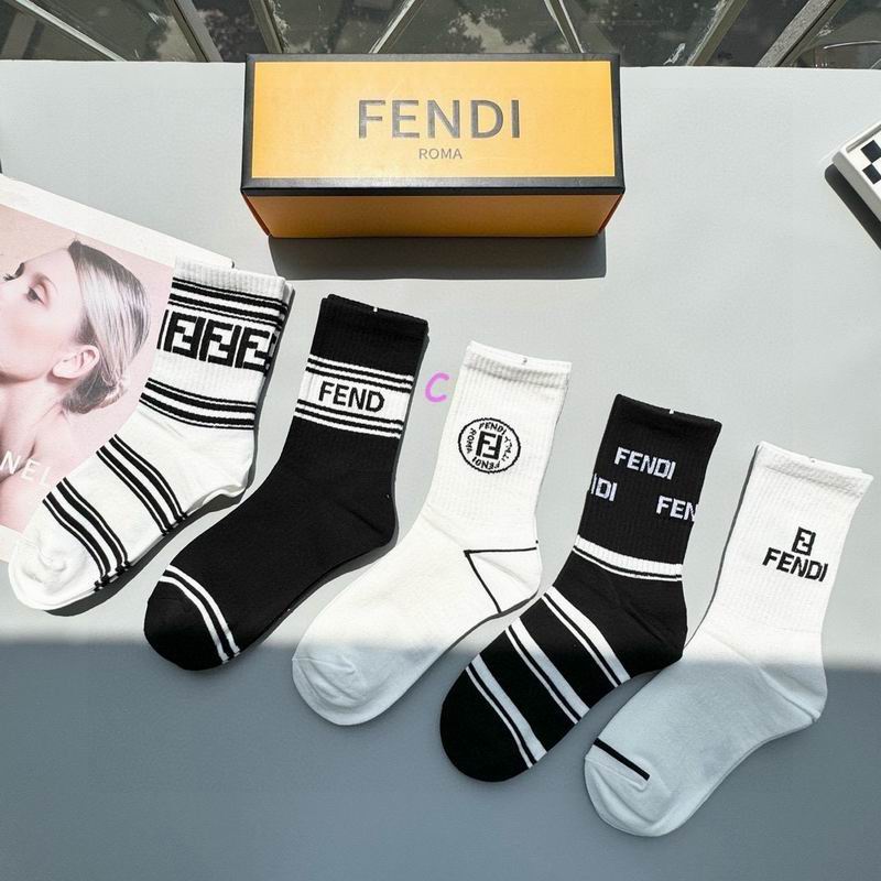 Fendi socks (6)