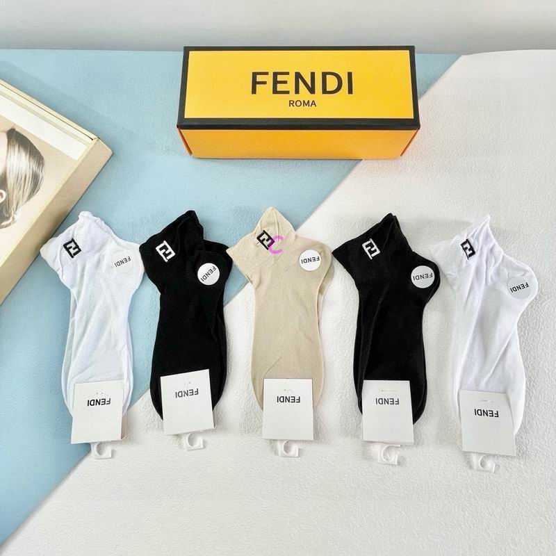 Fendi socks (7)