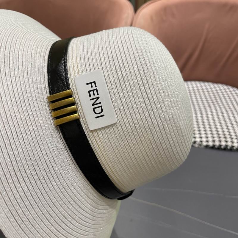 Fendi top hat (254)