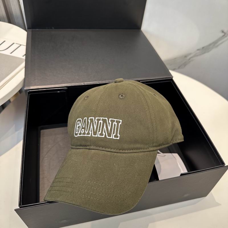 Ganni cap dx (360)