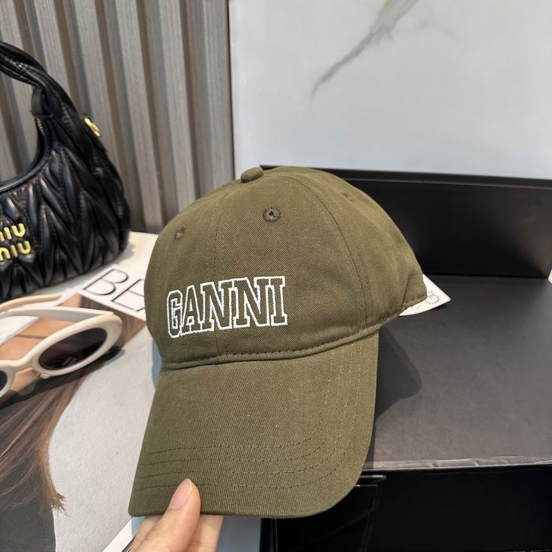 Ganni cap dx (366)
