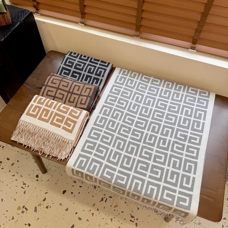 Givenchy scarf 65X180cm E18 (1)