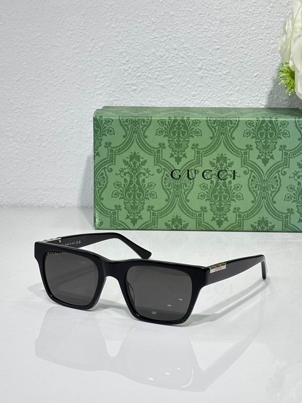 Gucci 0902 c01