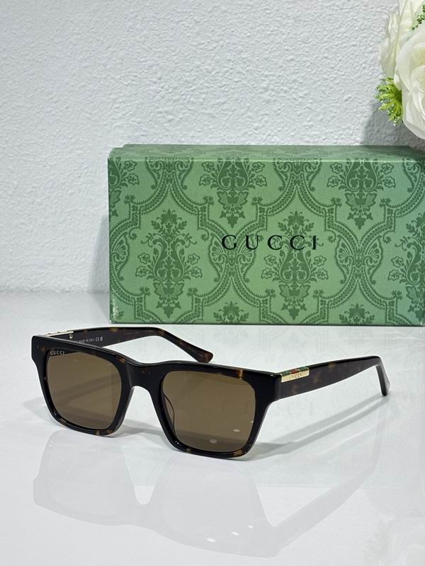 Gucci 0902 c04