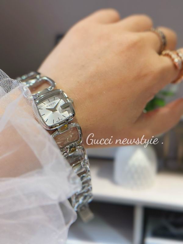 Gucci 24X22.5cm 26 (20)