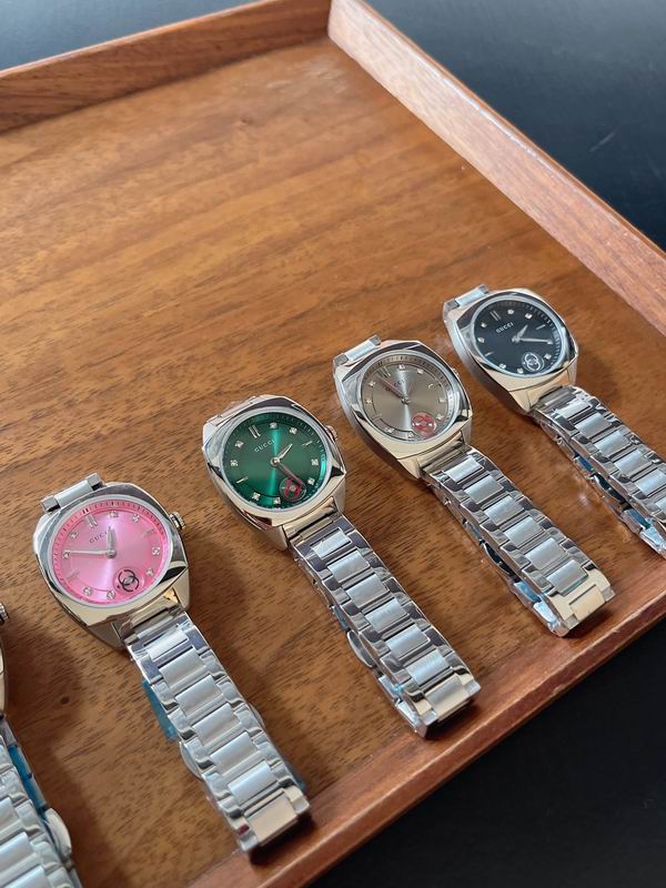 Gucci 29mm 22 (19)