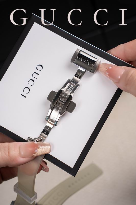 Gucci 40mm 01 (29)