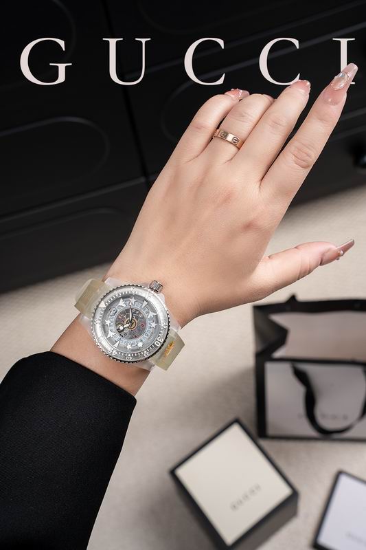 Gucci 40mm 01 (32)