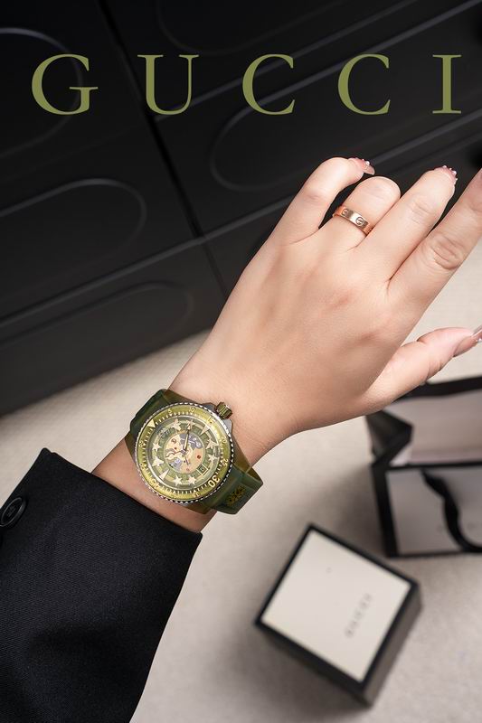 Gucci 40mm 01 (4)