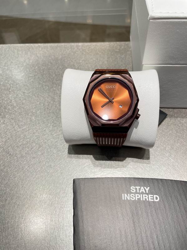 Gucci 41mm 23 (2)