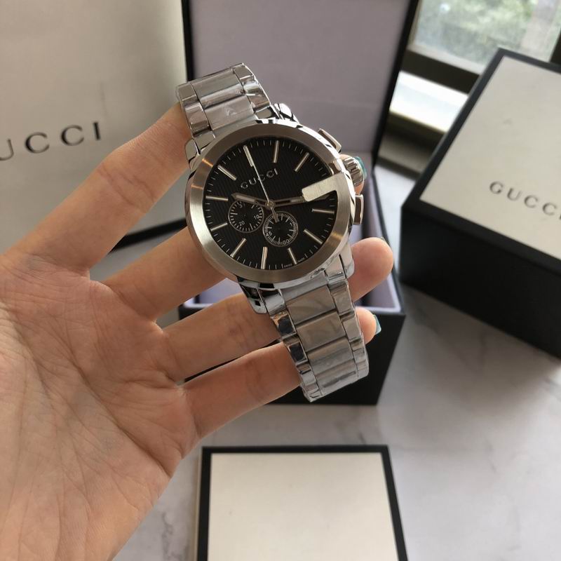 Gucci 44mm 28 (16)