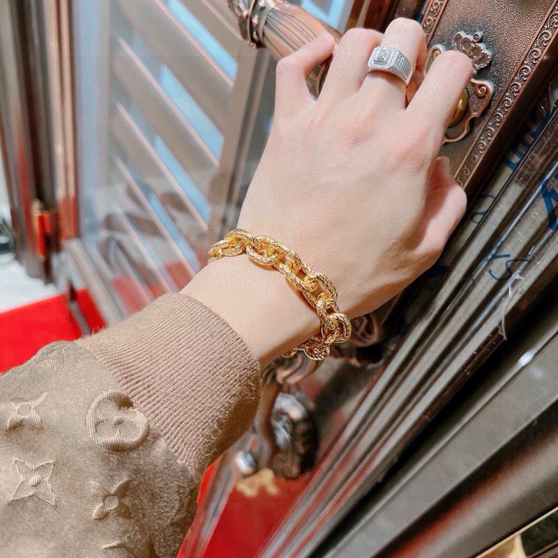 Gucci Bracelet 07yxh101 (4)