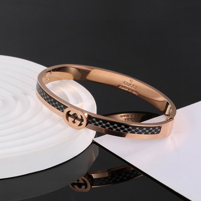 Gucci Bracelet 07yxh116 (6)