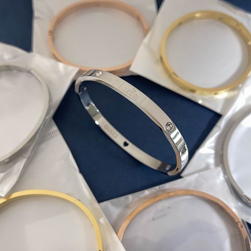 Gucci Bracelet 07yxh46 (1)